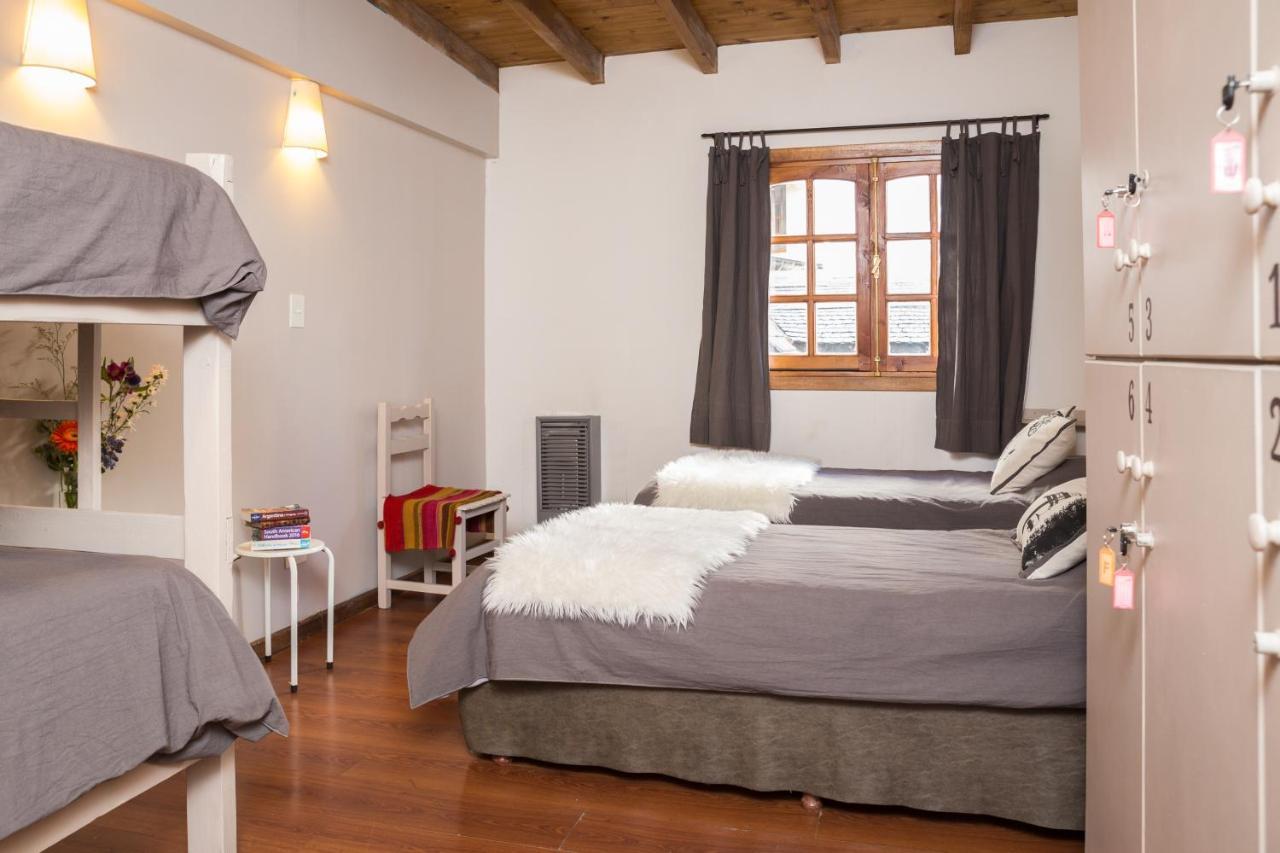 La Justina Hostel San Carlos de Bariloche Bagian luar foto