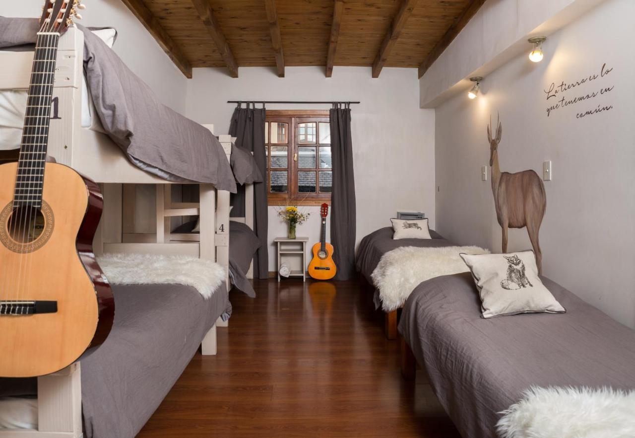 La Justina Hostel San Carlos de Bariloche Bagian luar foto