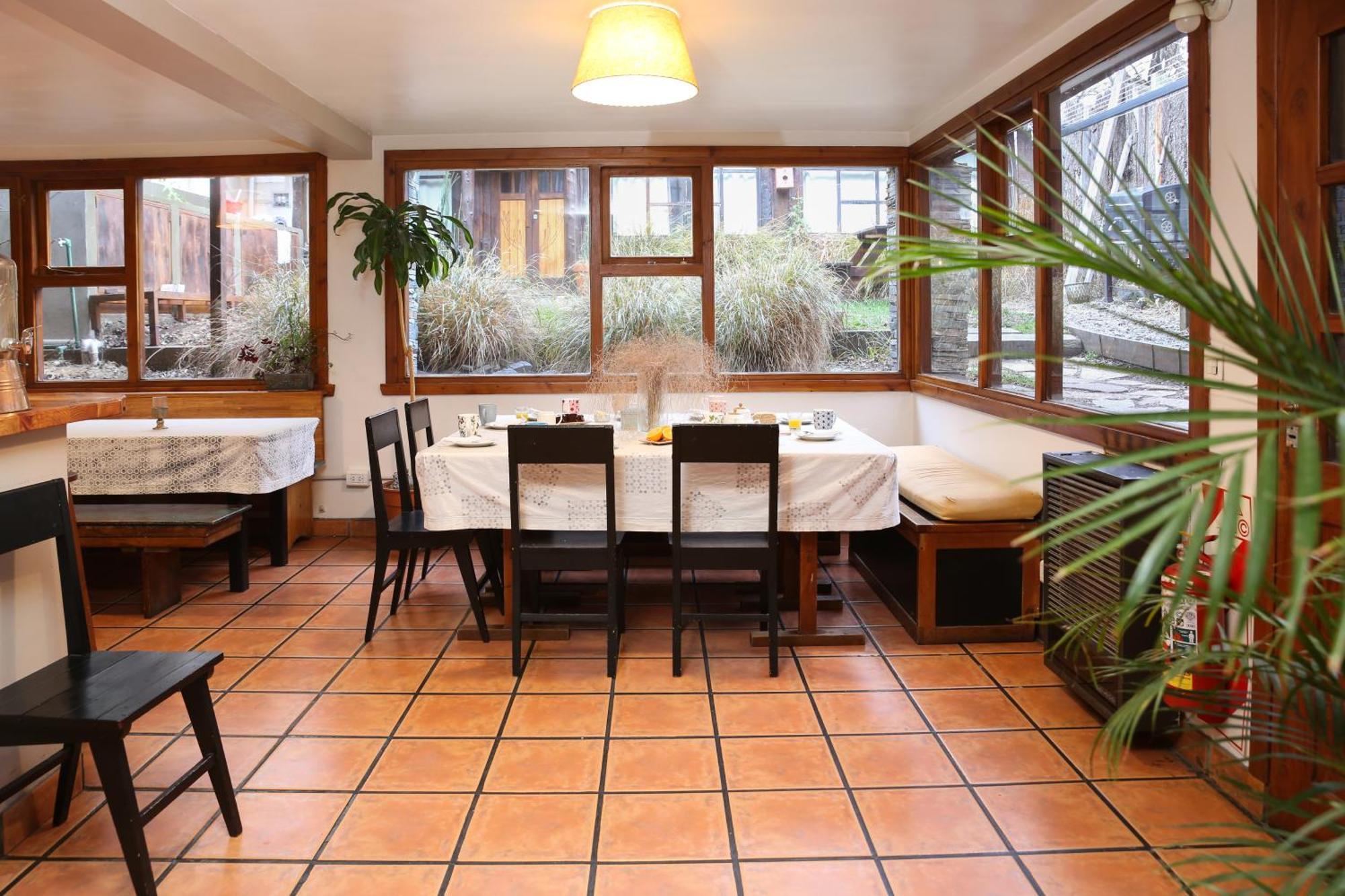 La Justina Hostel San Carlos de Bariloche Bagian luar foto