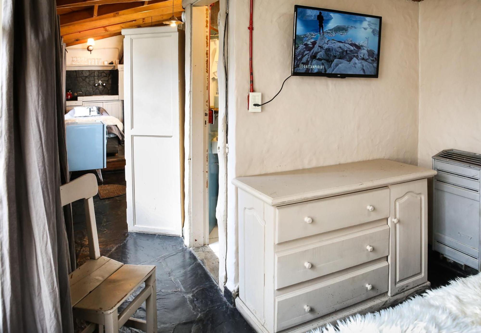 La Justina Hostel San Carlos de Bariloche Bagian luar foto