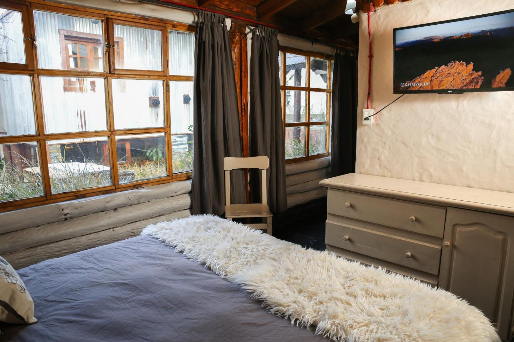 La Justina Hostel San Carlos de Bariloche Bagian luar foto