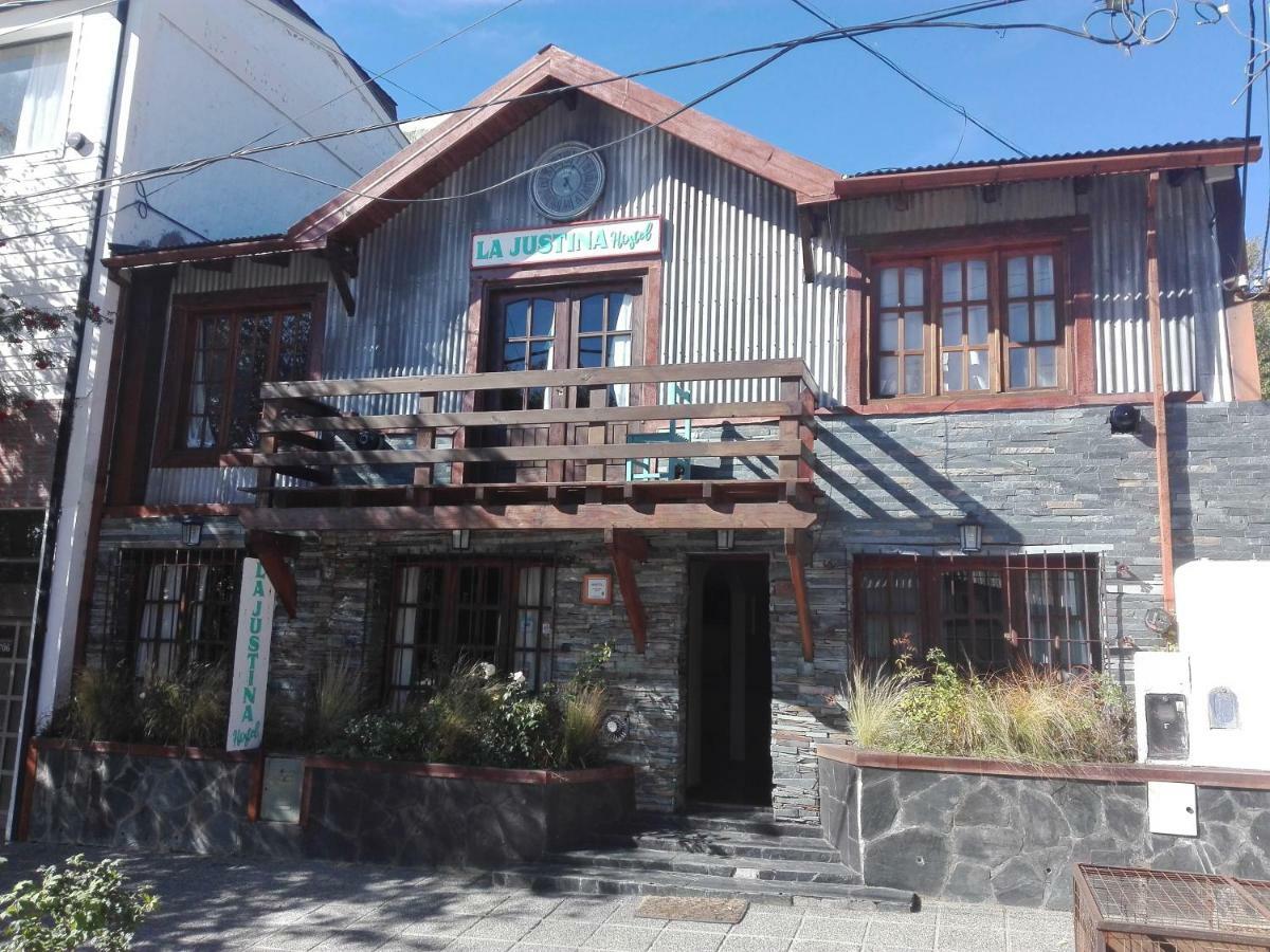 La Justina Hostel San Carlos de Bariloche Bagian luar foto